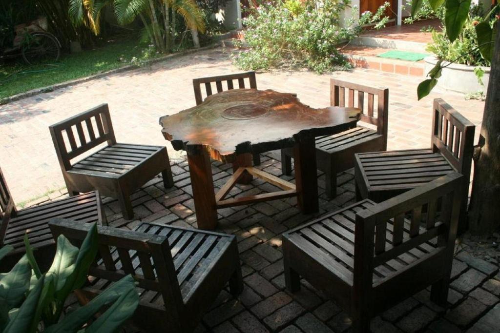 老陆小屋 琅勃拉邦 外观 照片